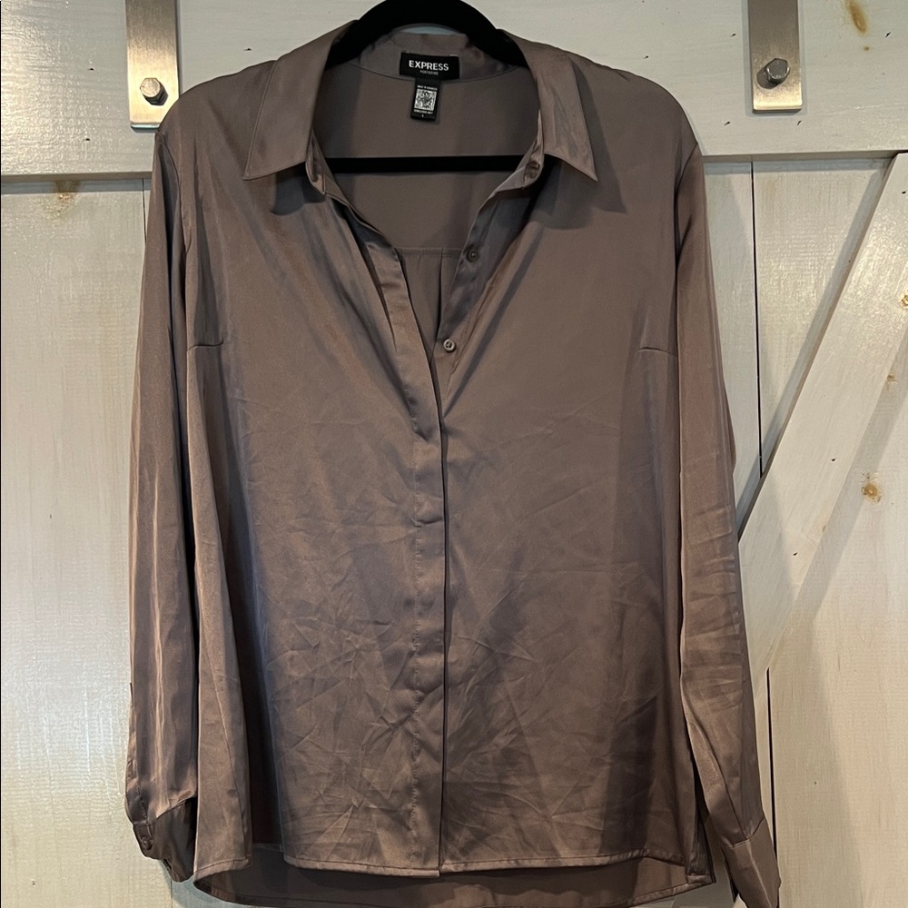 Express Satin Shirt in Warm Taupe